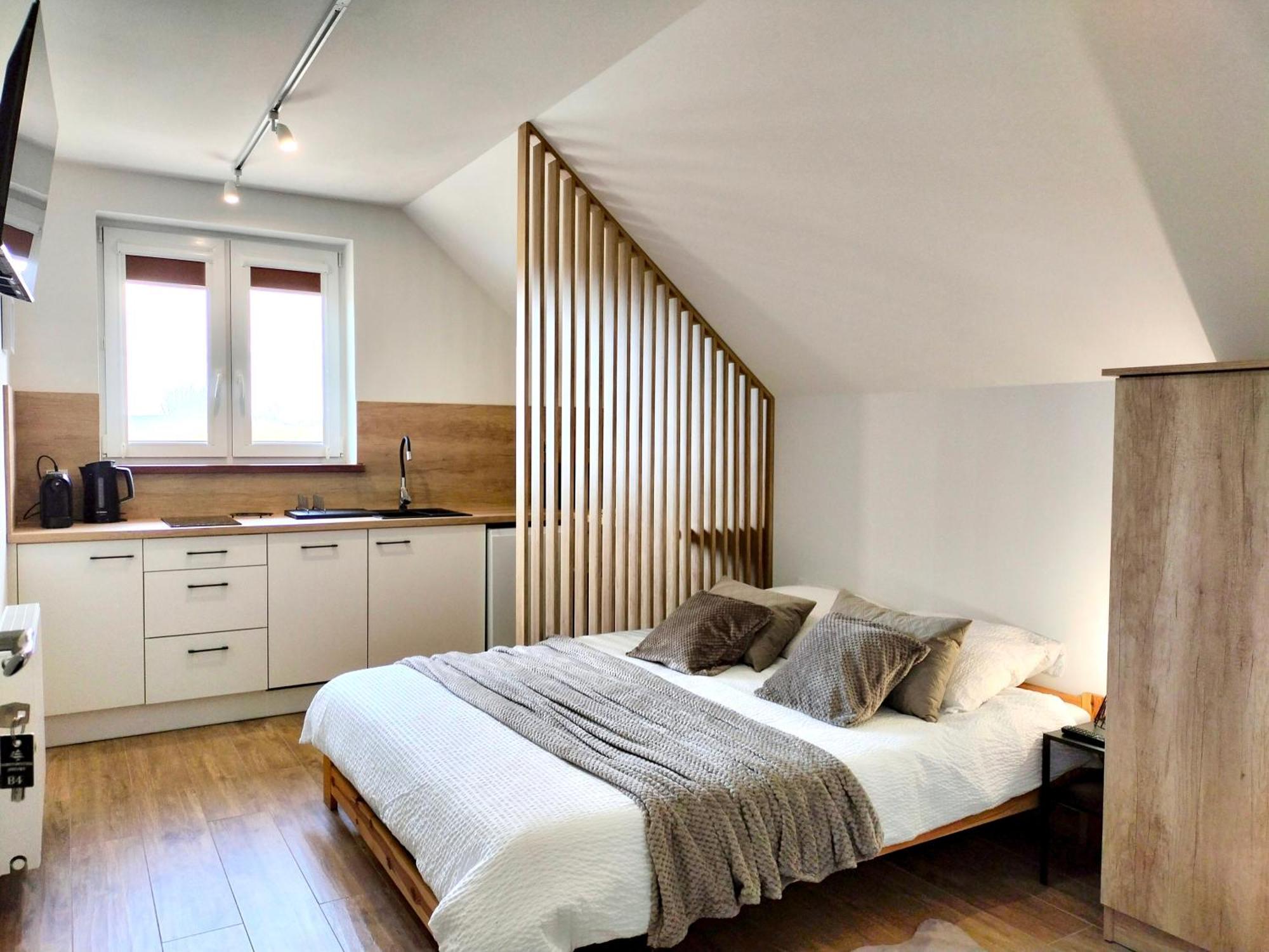 Agroturystyka Jodlowa - Rodzinne Apartamenty W Centrum Gor Swietokrzyskich - Sala Zabaw, Zwierzeta, Bilard Krajno-Zagorze 外观 照片