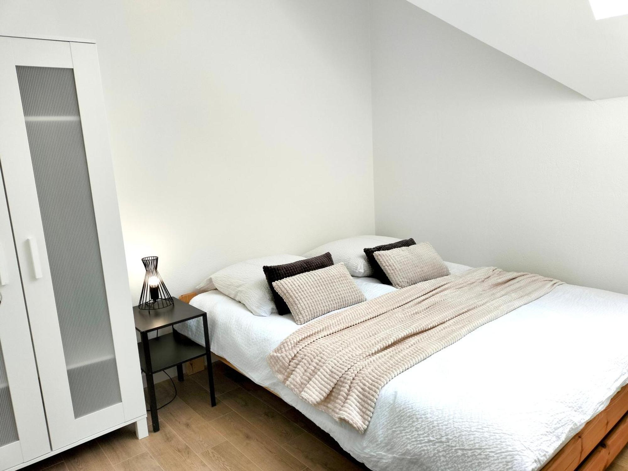 Agroturystyka Jodlowa - Rodzinne Apartamenty W Centrum Gor Swietokrzyskich - Sala Zabaw, Zwierzeta, Bilard Krajno-Zagorze 外观 照片