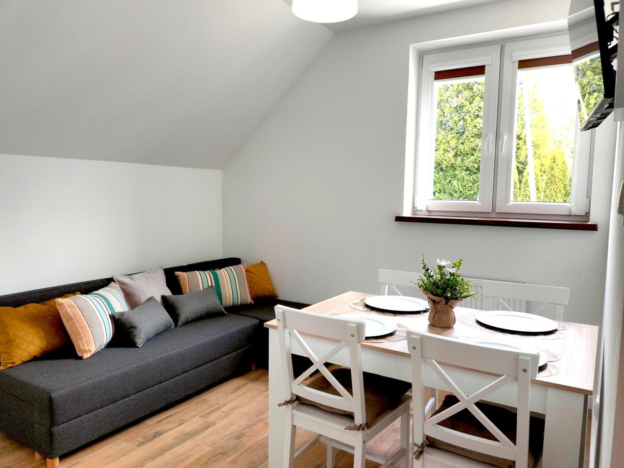 Agroturystyka Jodlowa - Rodzinne Apartamenty W Centrum Gor Swietokrzyskich - Sala Zabaw, Zwierzeta, Bilard Krajno-Zagorze 外观 照片
